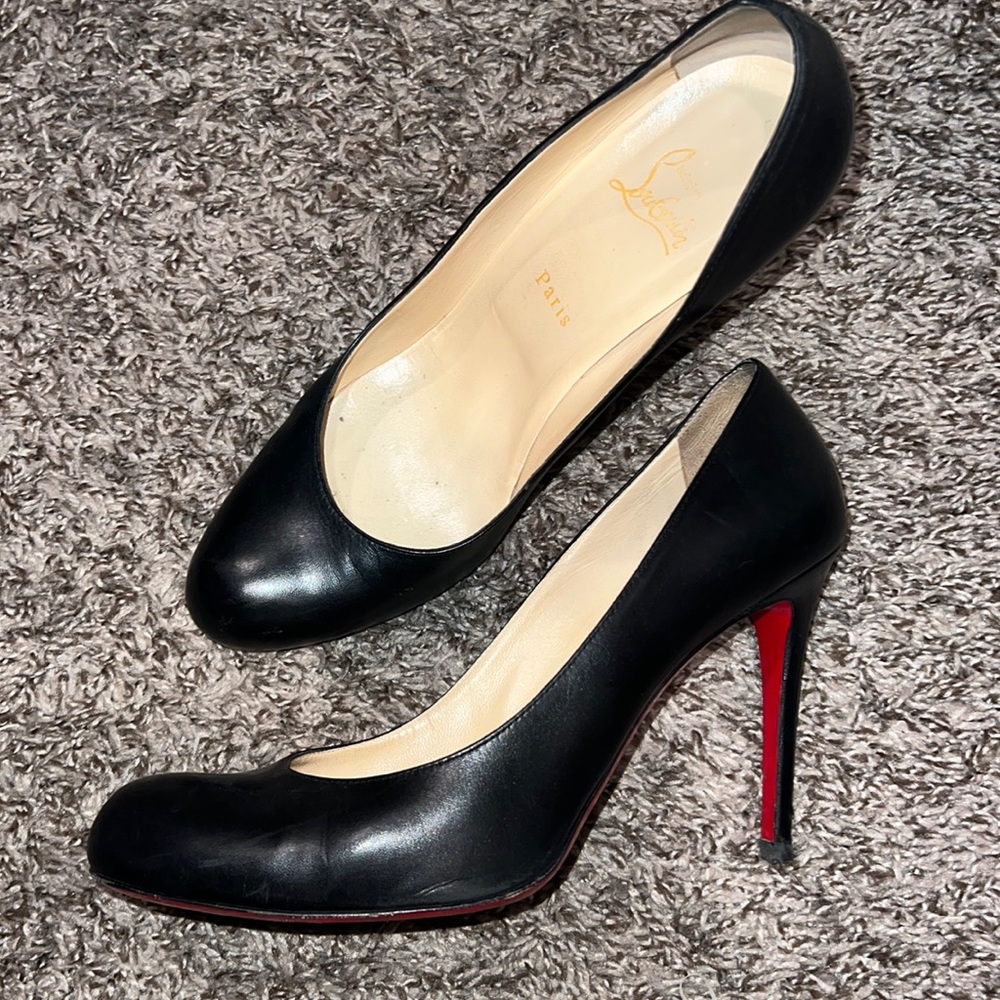 CHRISTIAN LOUBOUTIN